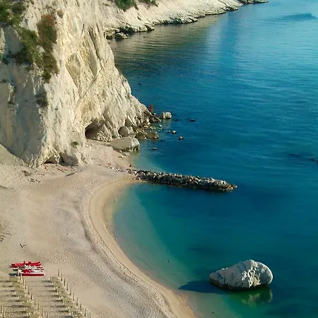 Le Grange Κατάλυμα σε φάρμα Numana